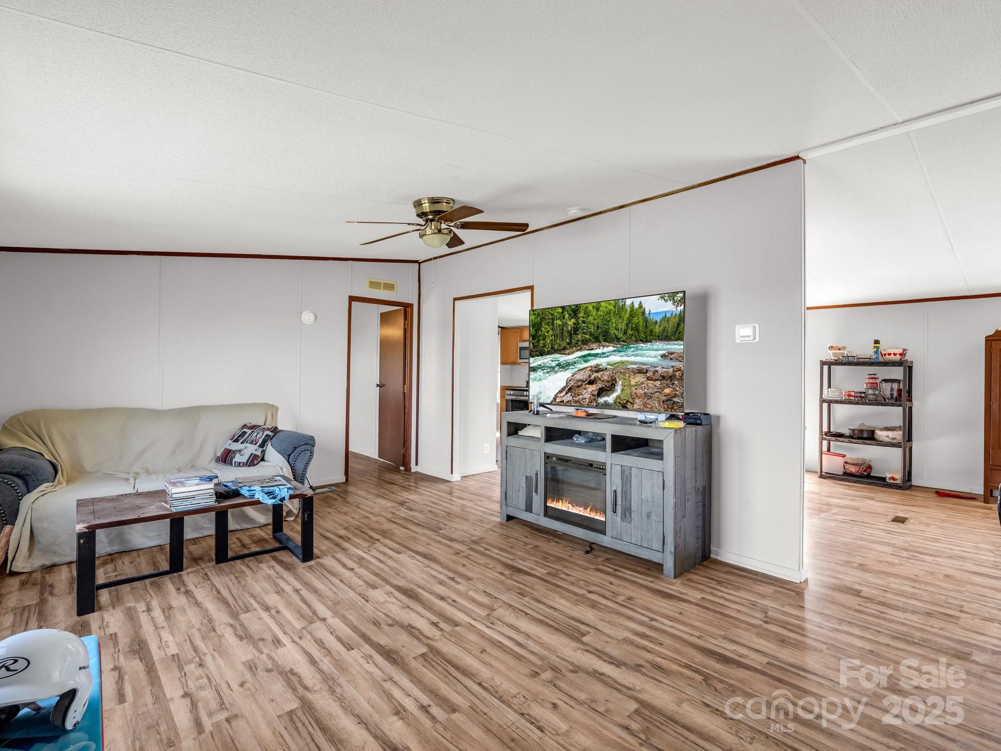 2923 Wood Road
