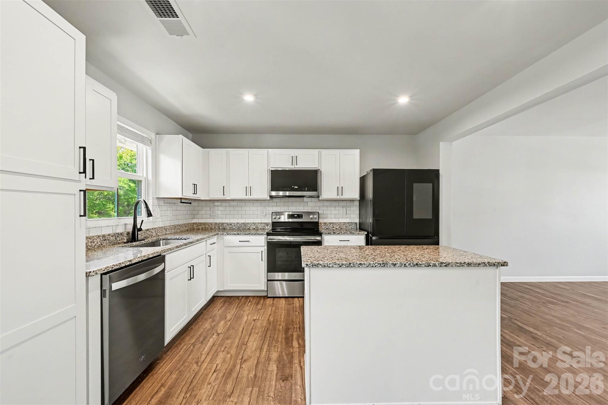 GLYNWOOD FOREST - Residential