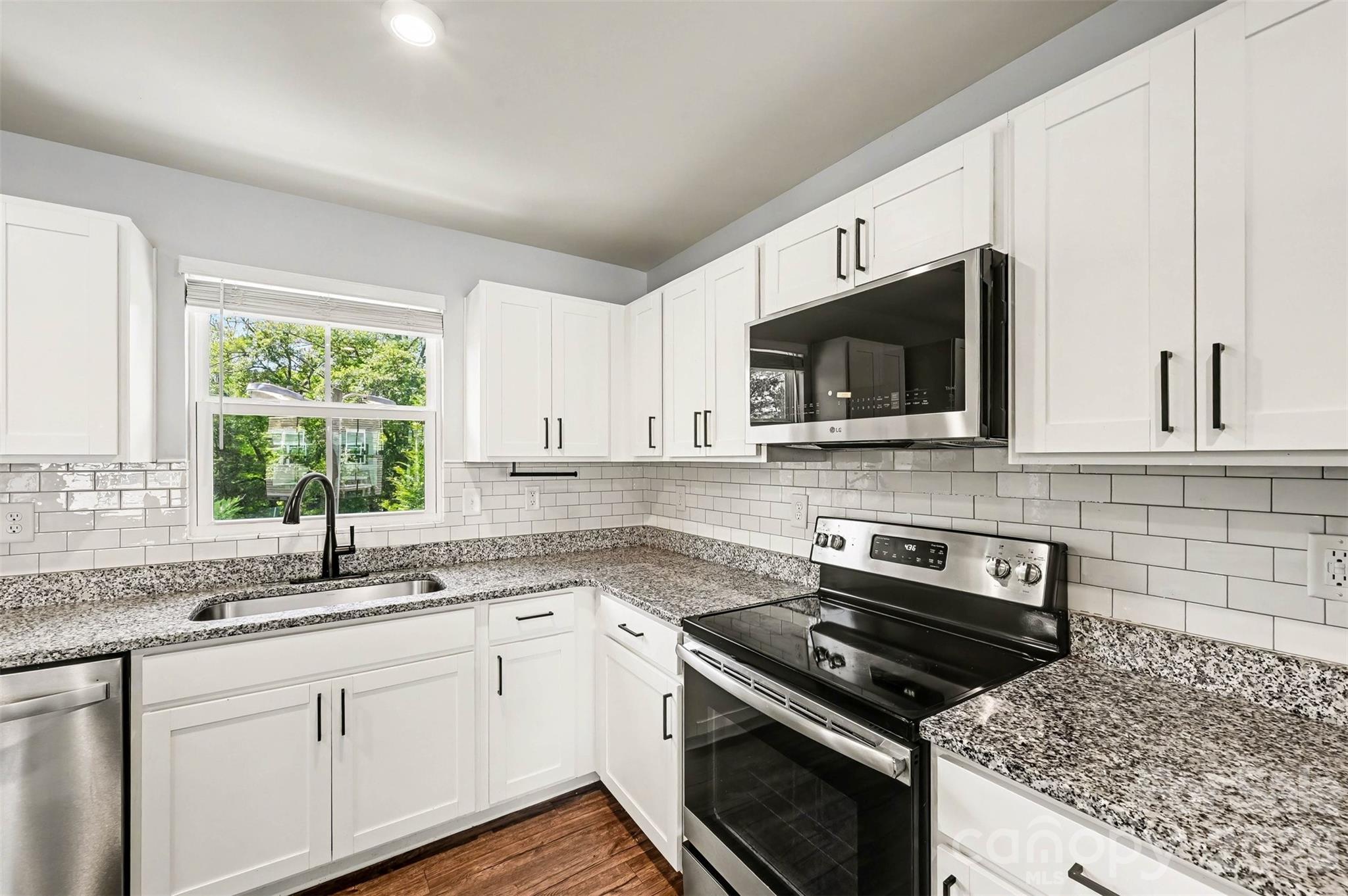 GLYNWOOD FOREST - Residential