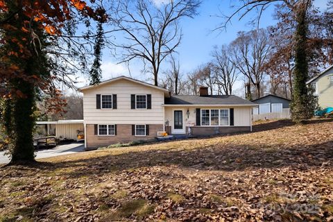 912 Parkwood Road Shelby NC 28152