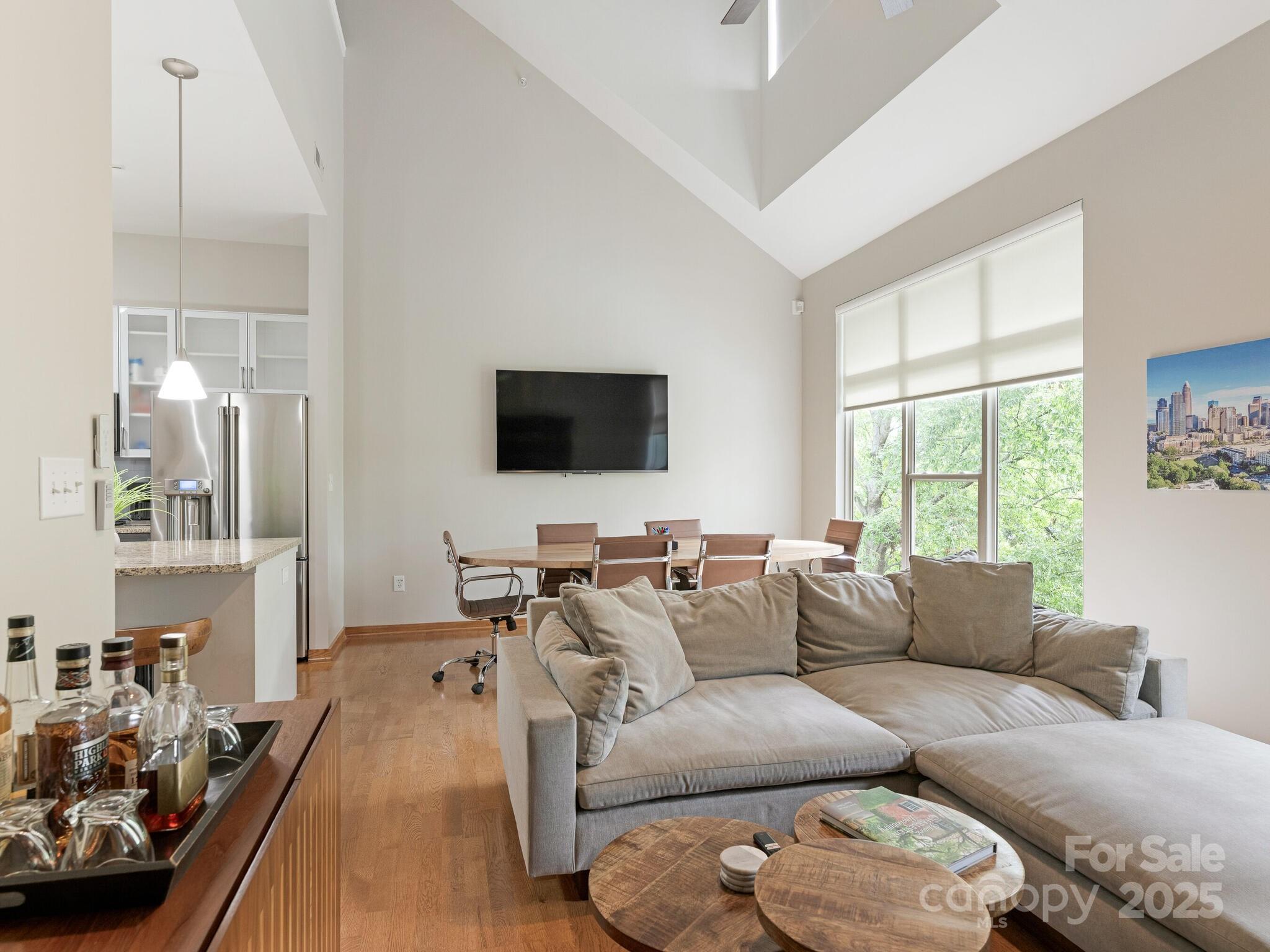 2125 Southend Drive 321