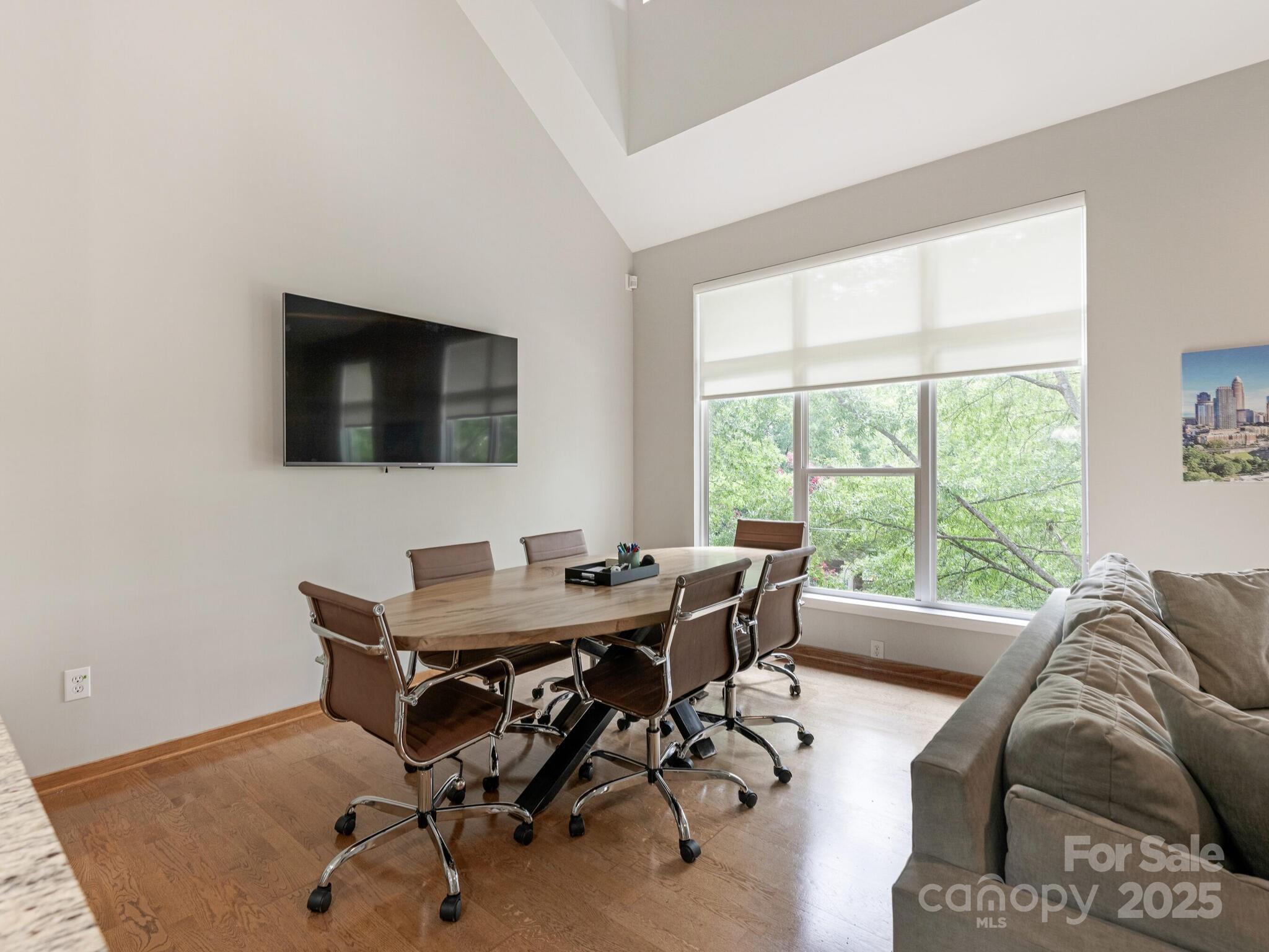 2125 Southend Drive 321