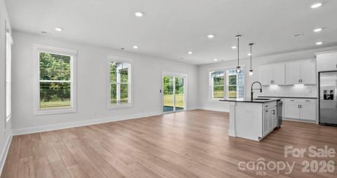 118 Canary Lane Mooresville NC 28115