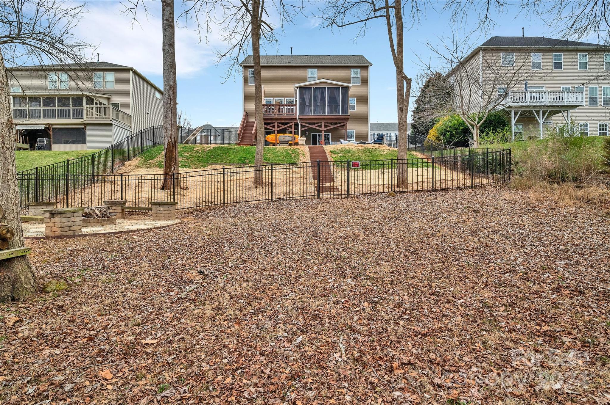 Riverfront - Residential