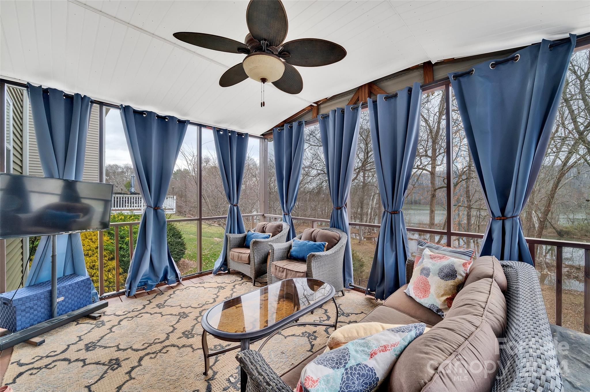 Riverfront - Residential