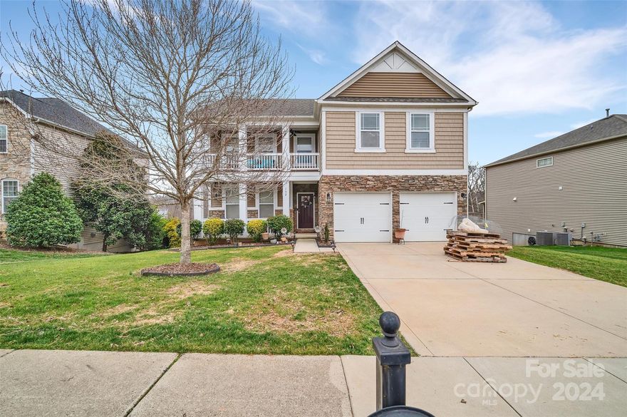 5 bedroom, 3.5 bath waterfront home with a loft, finished walk out basement and lots of storage. Fire pit with seating, deck with screened in porch, and patio. Stainless steel appliances, gloss stone backsplash with granite countertops in kitchen & baths. Engineered hardwood floors throughout the home. Tray ceilings in master bedroom. Master bath has separate shower with ceramic tile surround, garden tub and dual sinks. Ceramic tile flooring in wet areas. Private deck off the Master bedroom. Community has Marina with boat docks available to lease, paddle sport launch area, pool, tennis court, picnic area and playground. 20 minutes to Uptown Charlotte and 15 minutes to the airport.