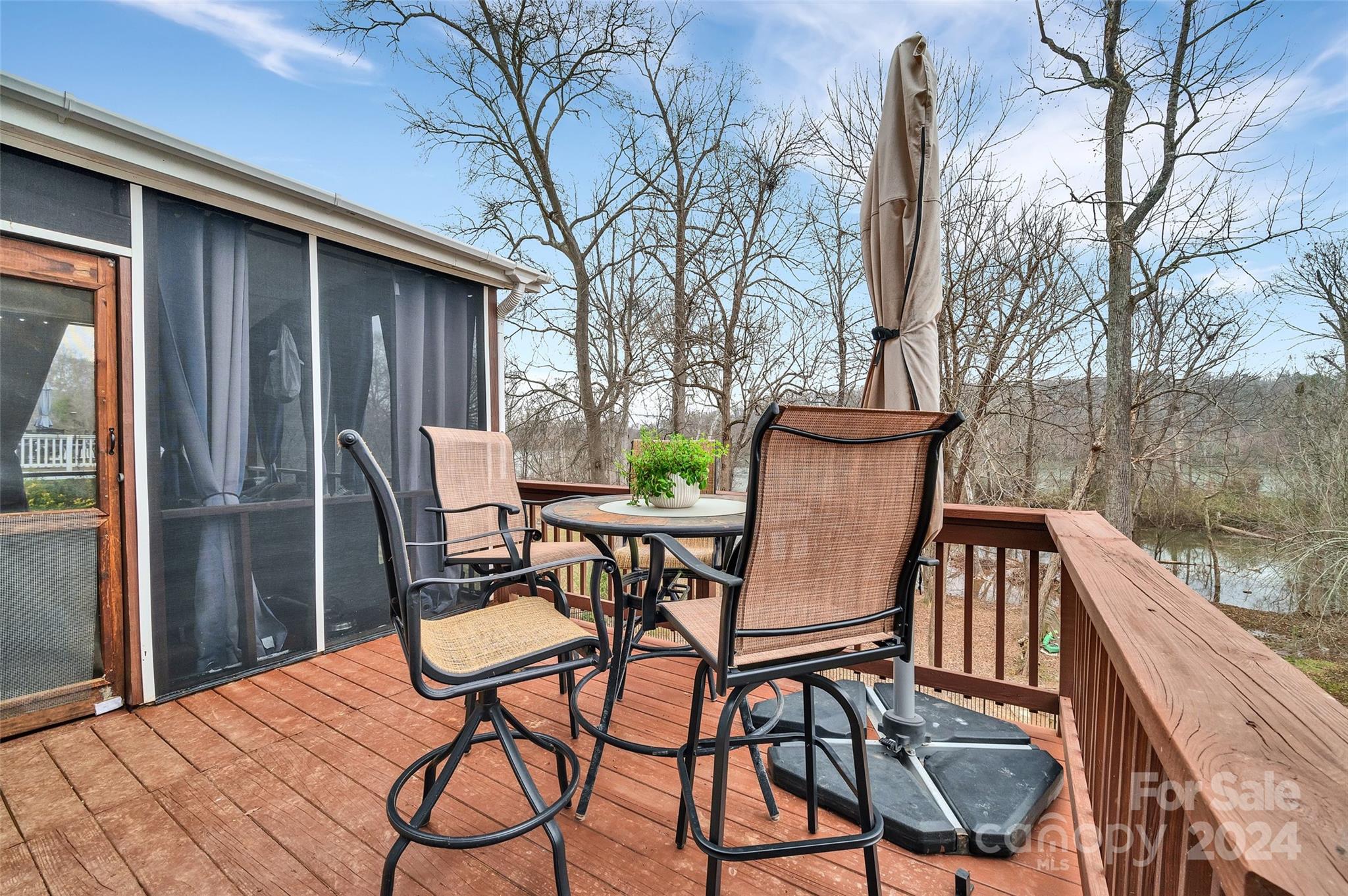 Riverfront - Residential