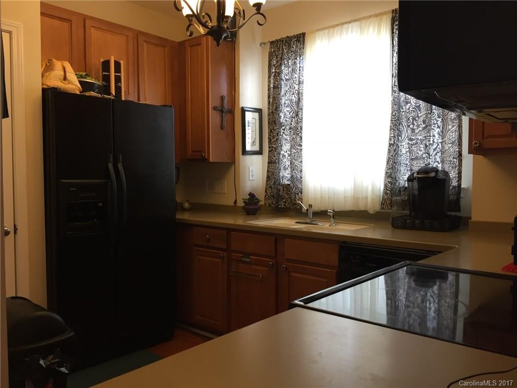 Ridge Pointe - Residential