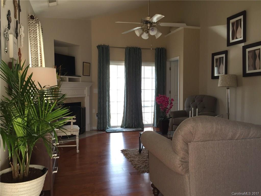 Ridge Pointe - Residential