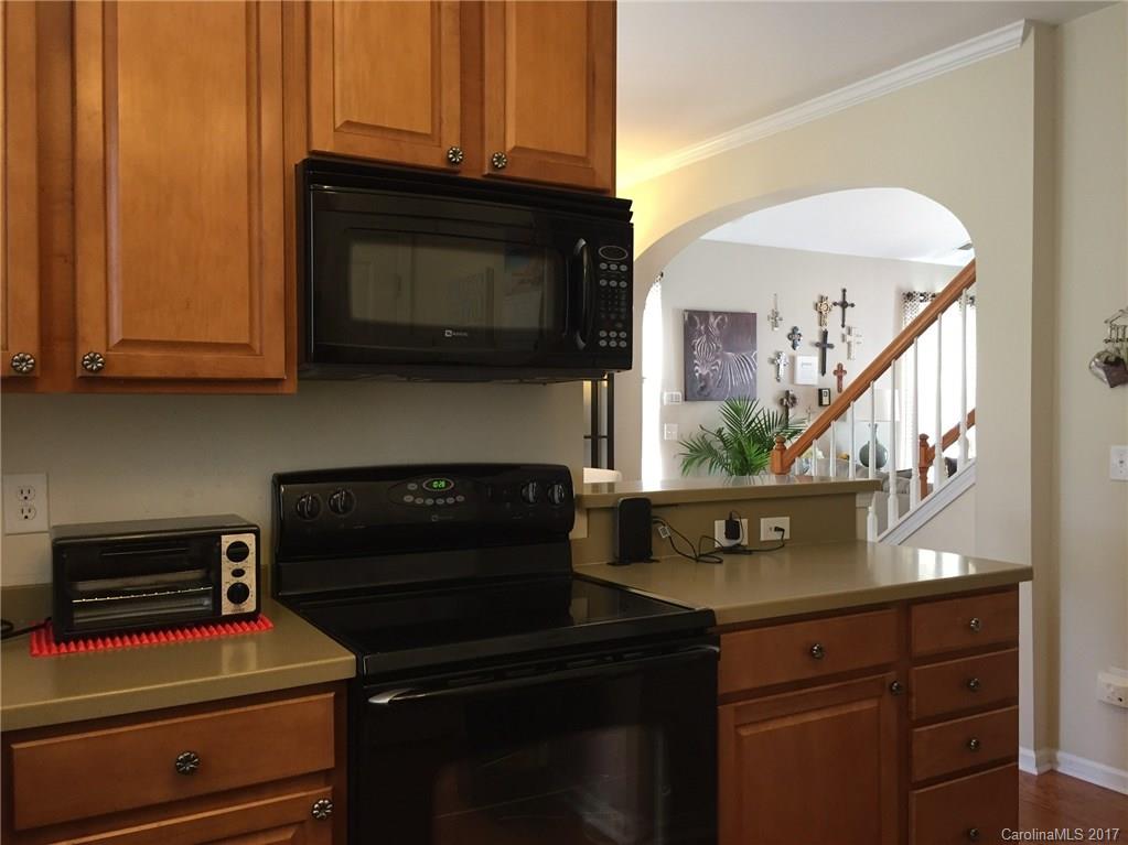 Ridge Pointe - Residential