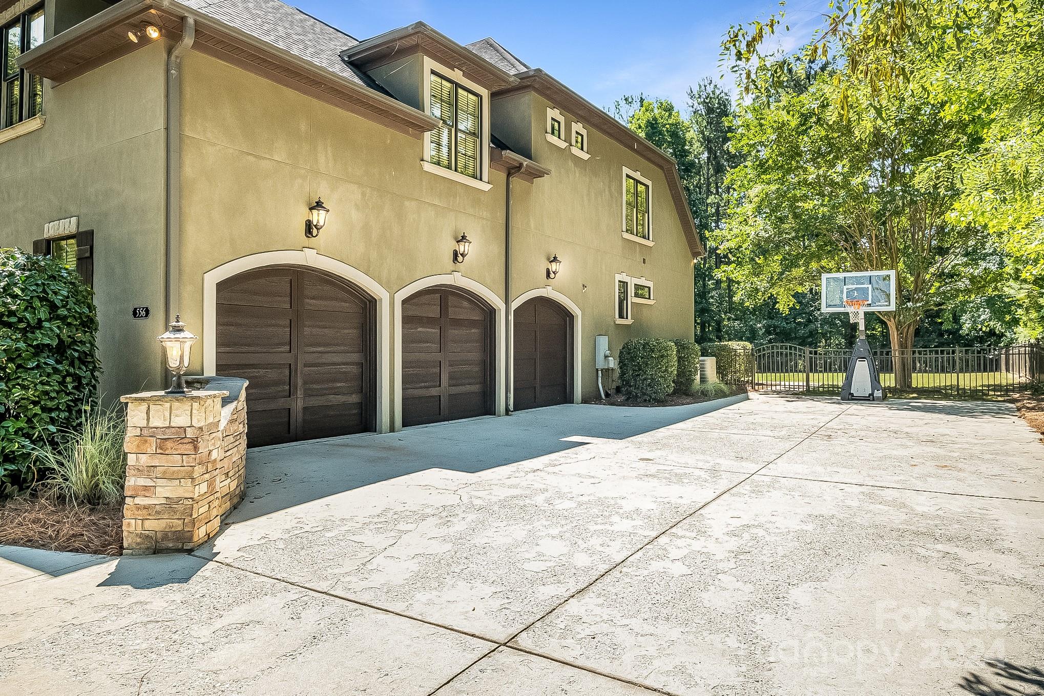 Watertree Landing - Residential