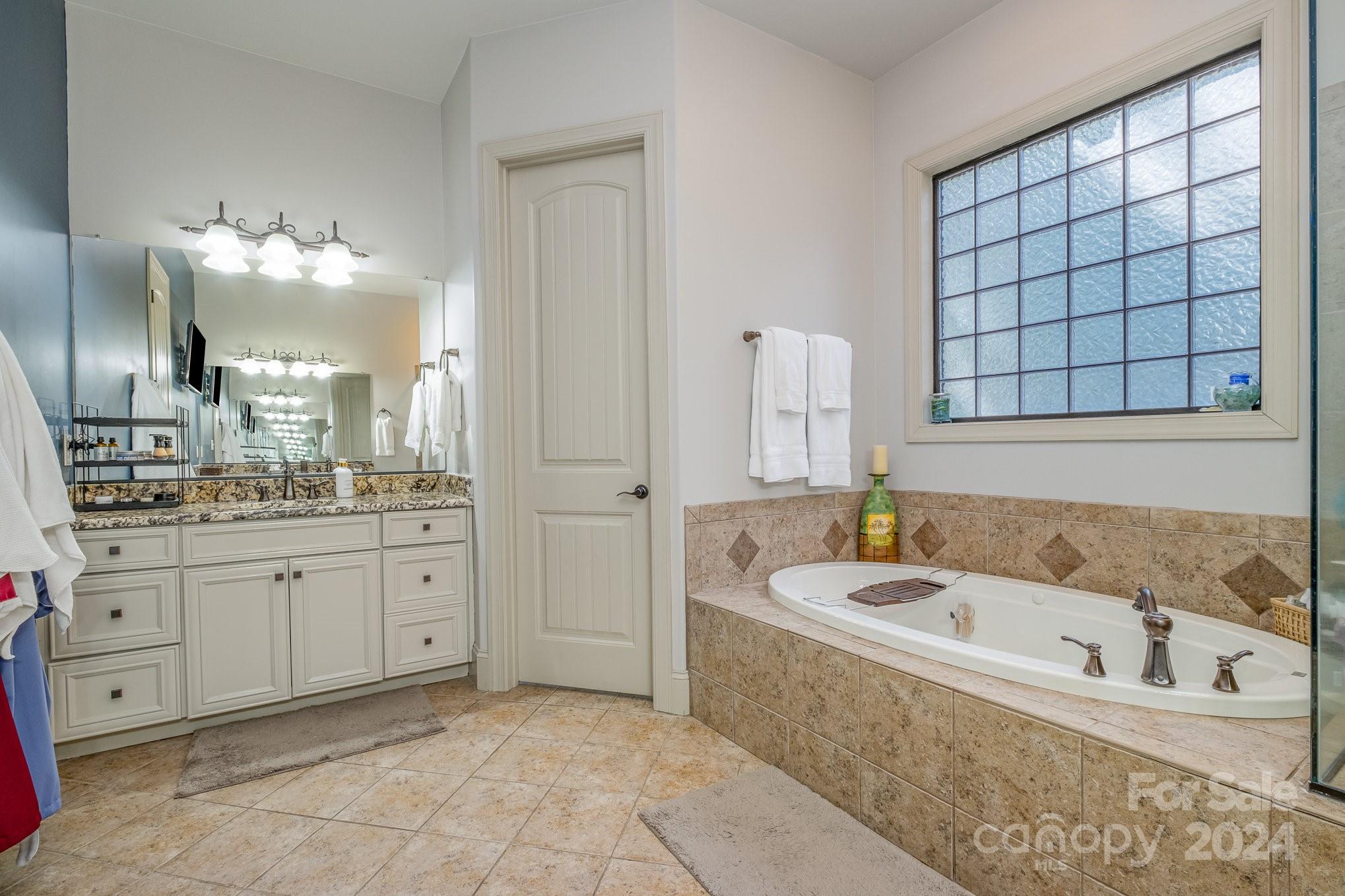 Watertree Landing - Residential