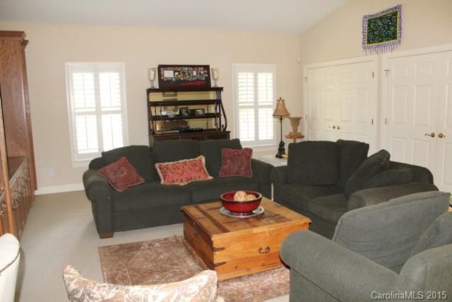 Meadow Lakes II - Residential