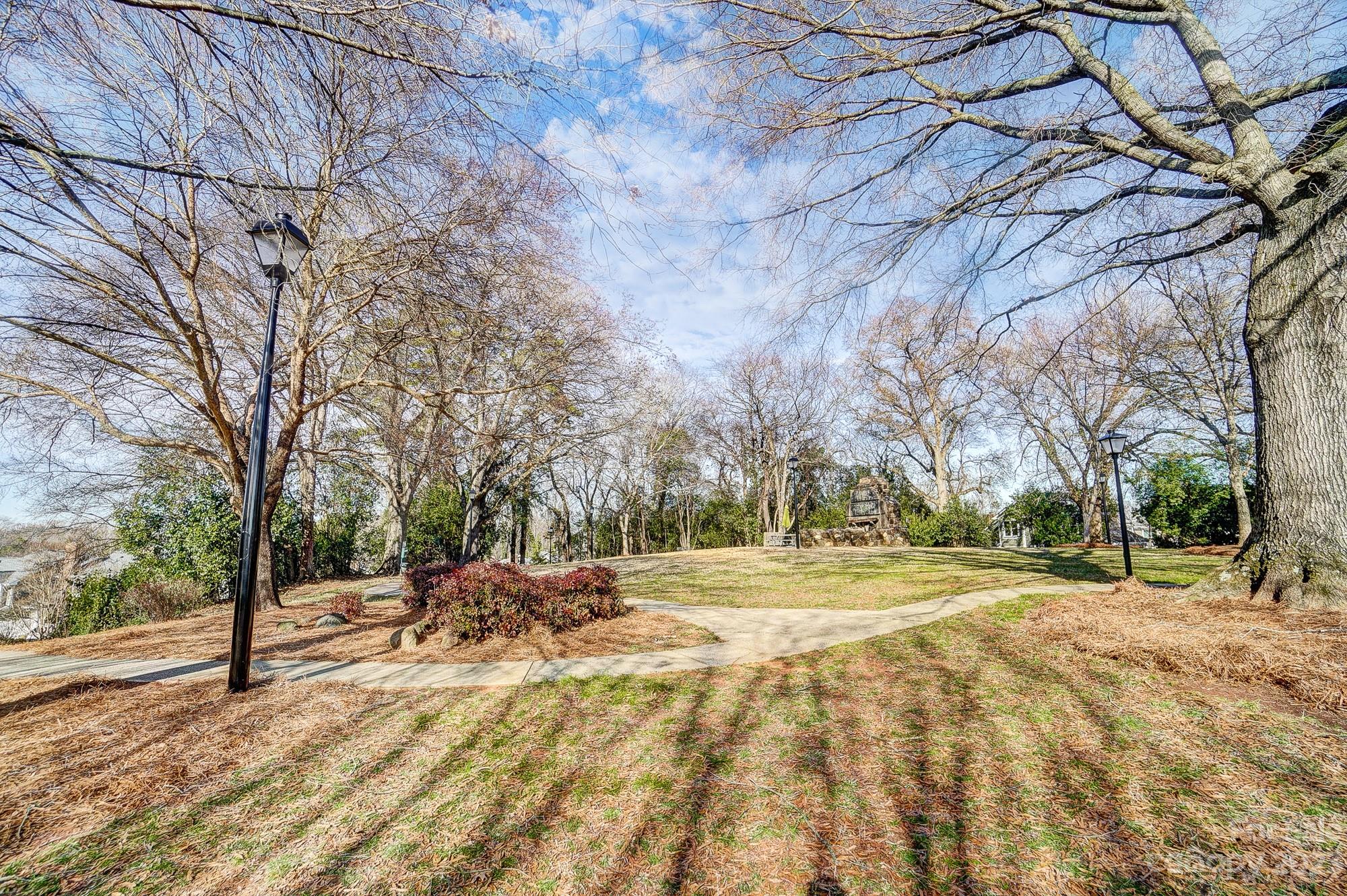 Gates At Quail Hollow - Residential
