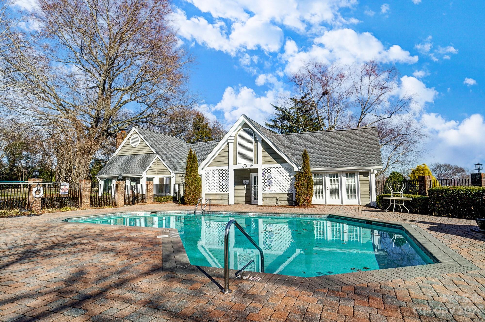 Gates At Quail Hollow - Residential