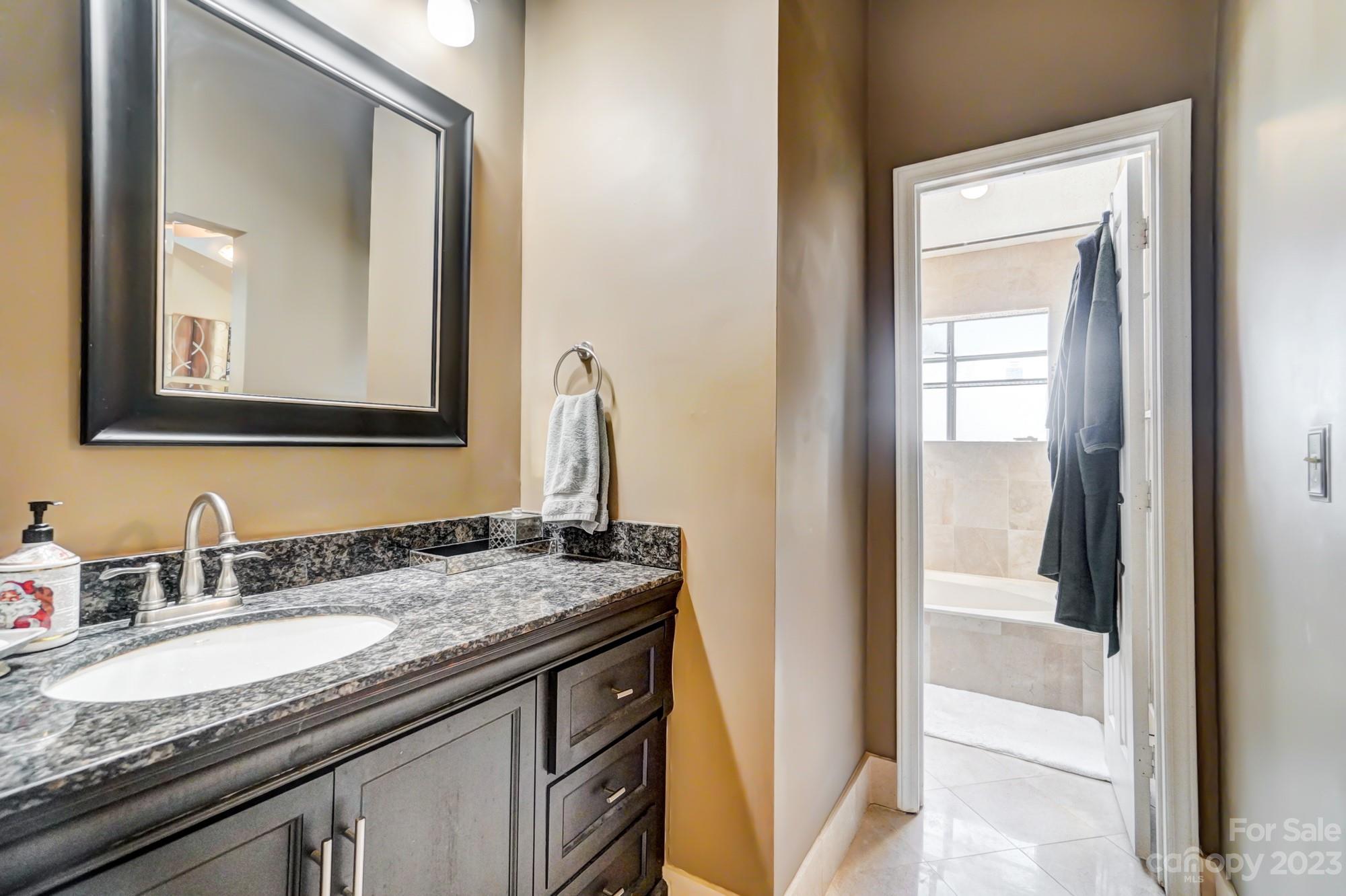 Gates At Quail Hollow - Residential