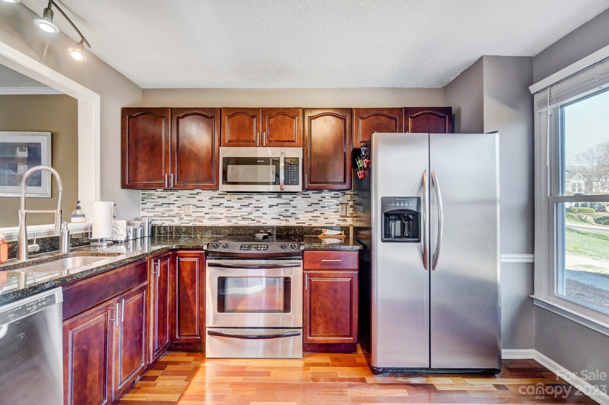 Gates At Quail Hollow - Residential