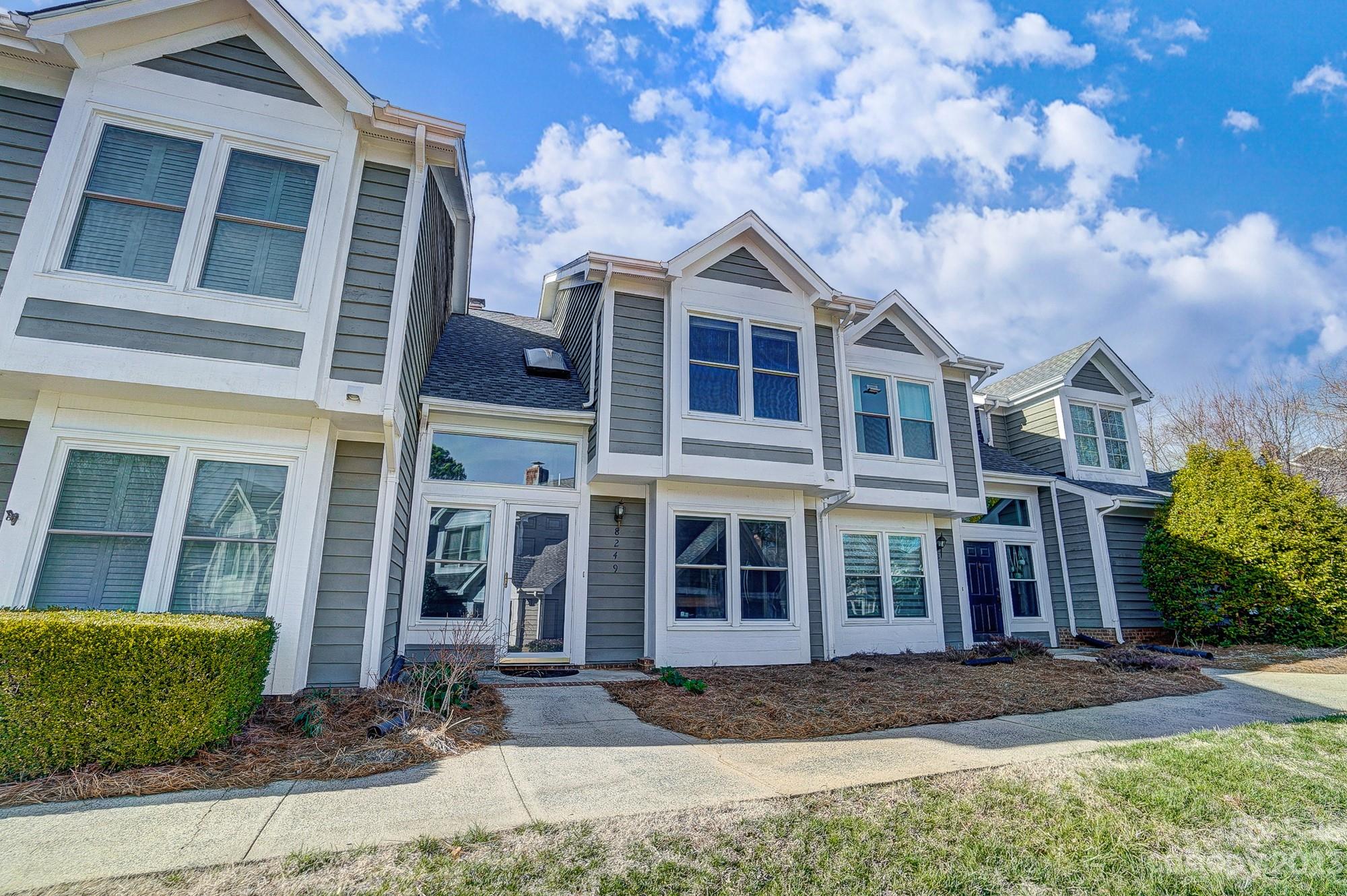 Gates At Quail Hollow - Residential