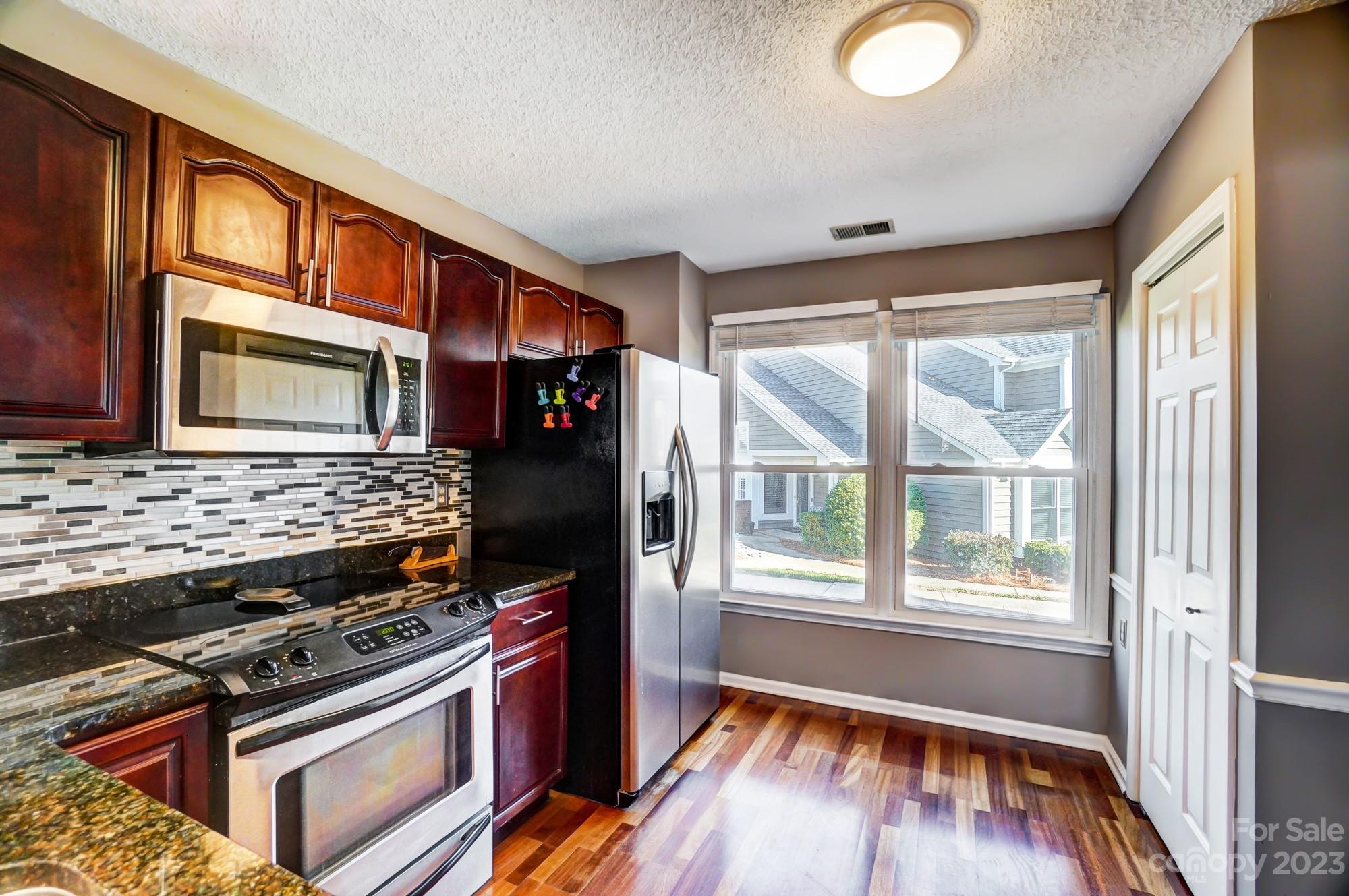 Gates At Quail Hollow - Residential