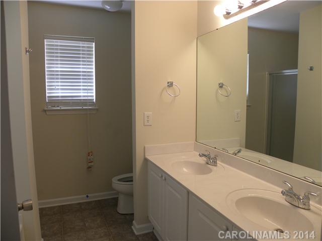 Longview Oaks - Residential