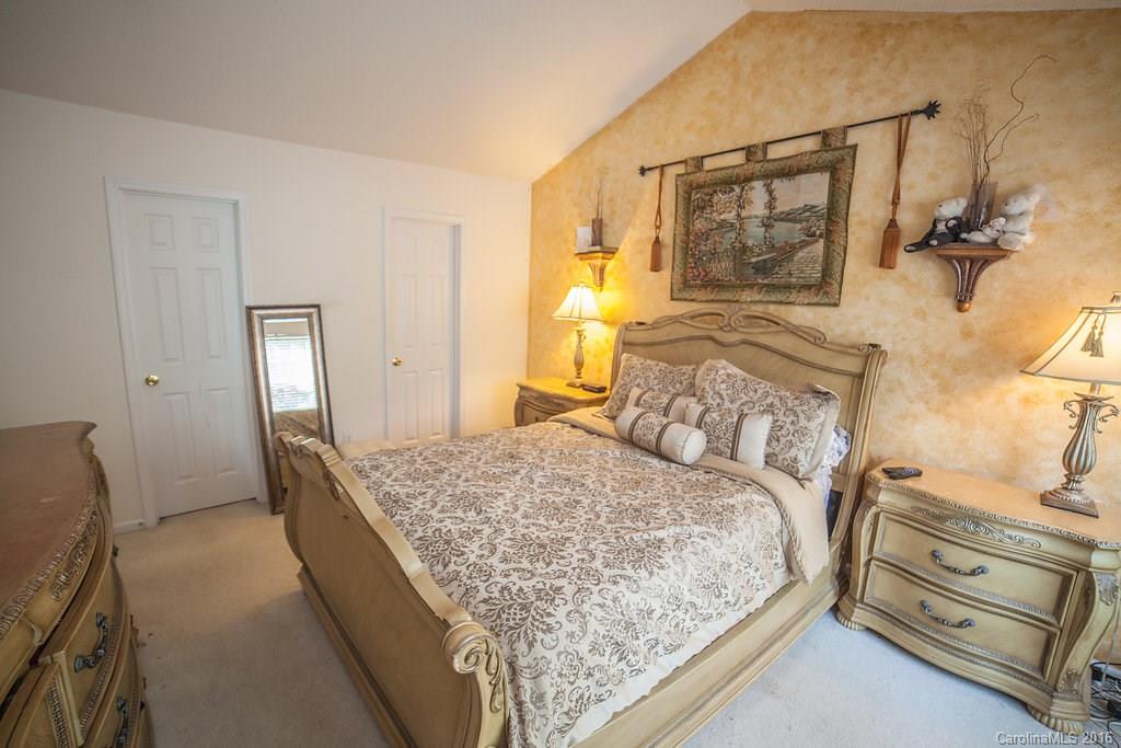 Tyler Woods - Residential