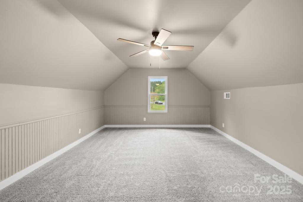 Larkin Sloan Estates - Residential