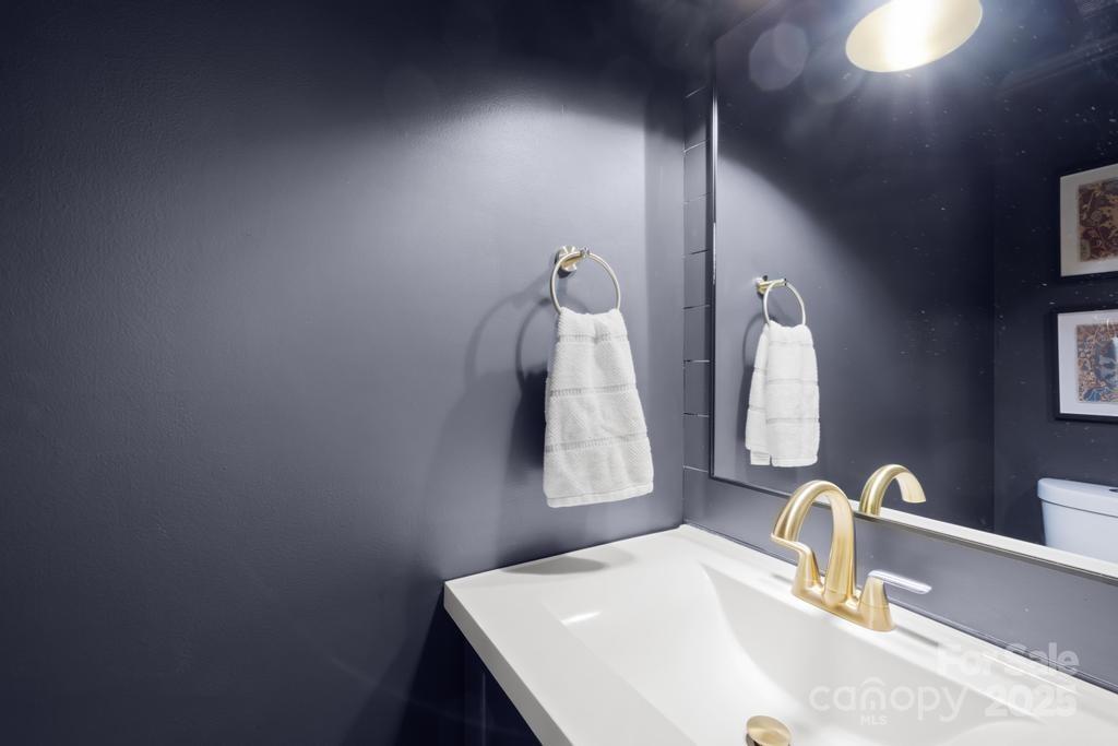 Larkin Sloan Estates - Residential