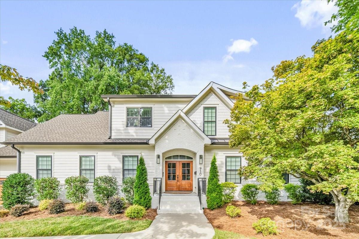 910 Heather Lane
