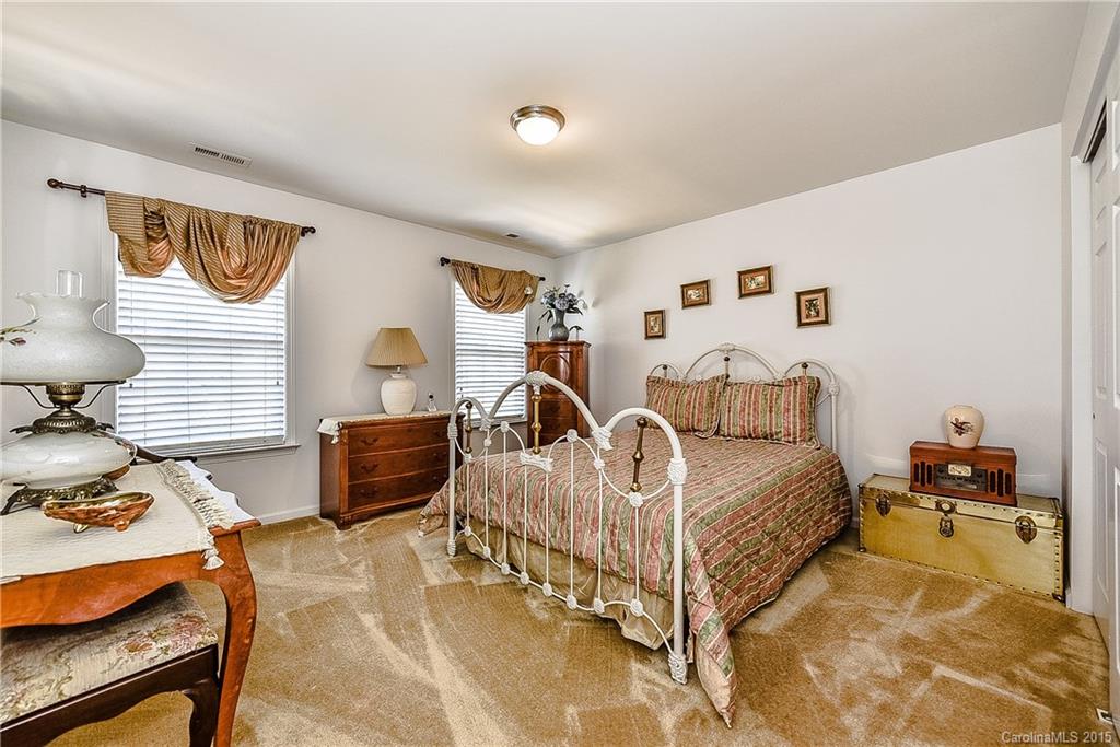 Four Seasons At Gold Hill - Residential