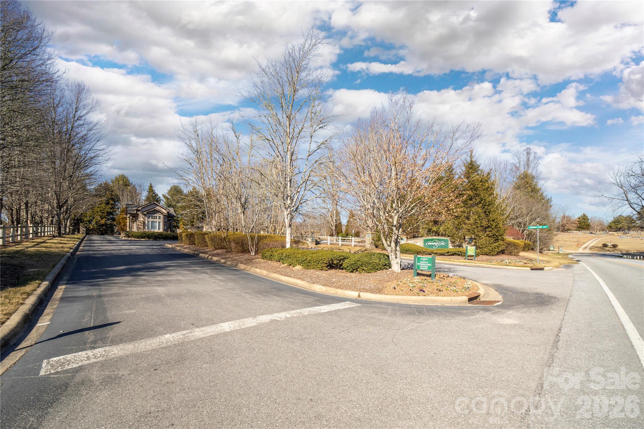 Cummings Cove - Land