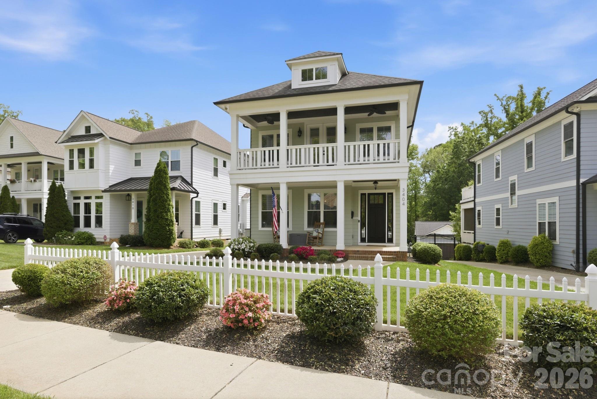 The Oaks at Midwood - Residential