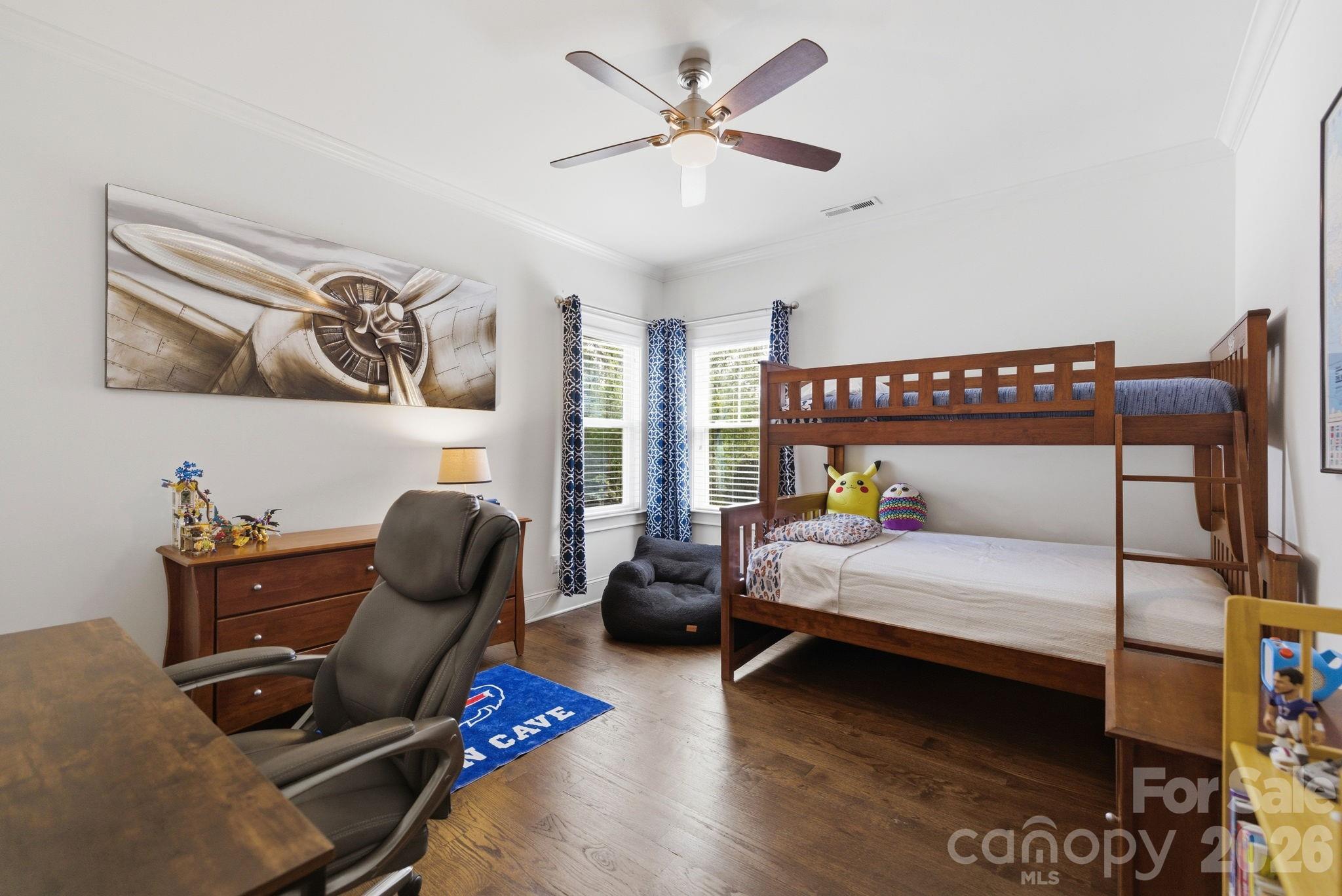 The Oaks at Midwood - Residential