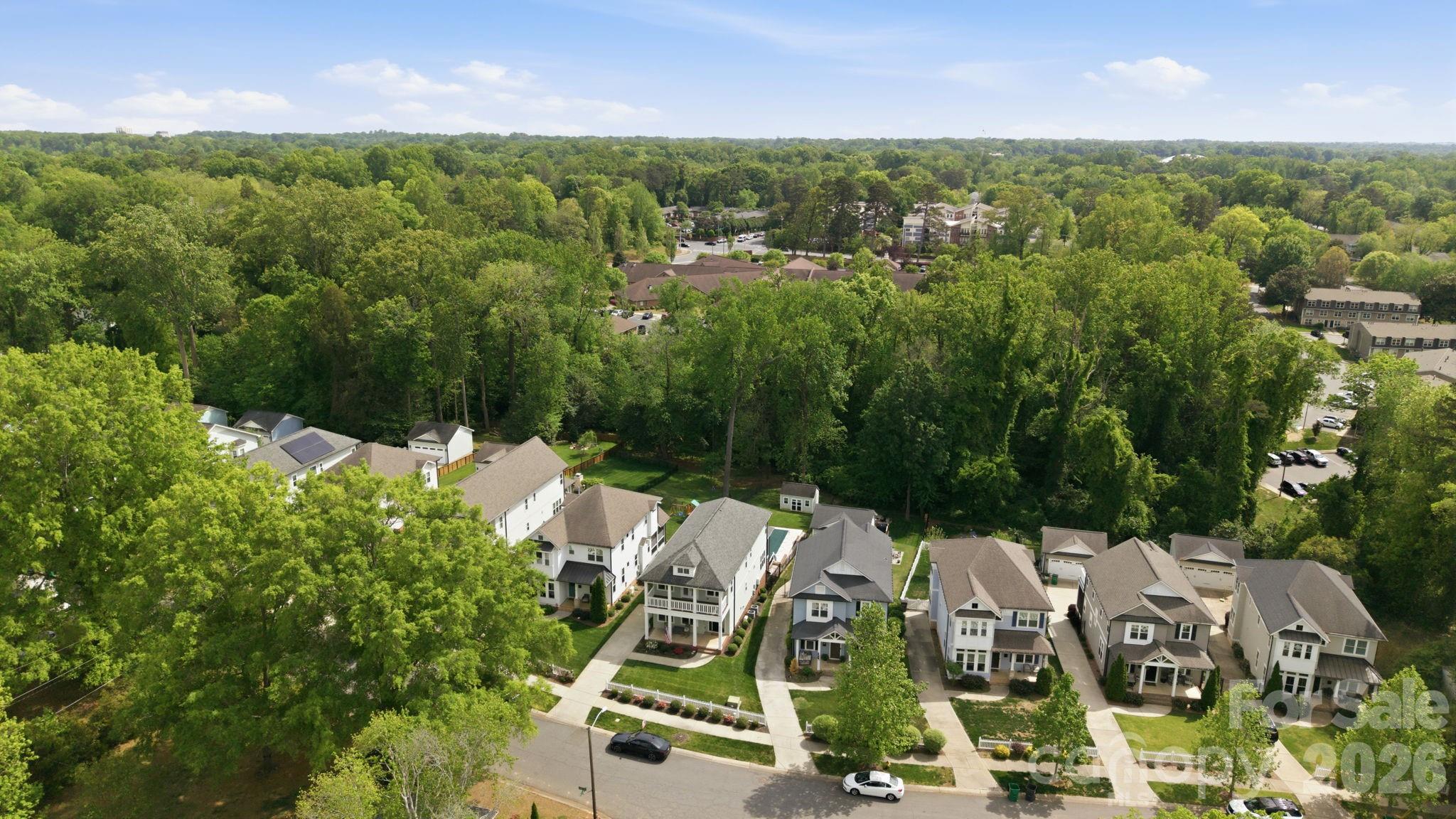 The Oaks at Midwood - Residential