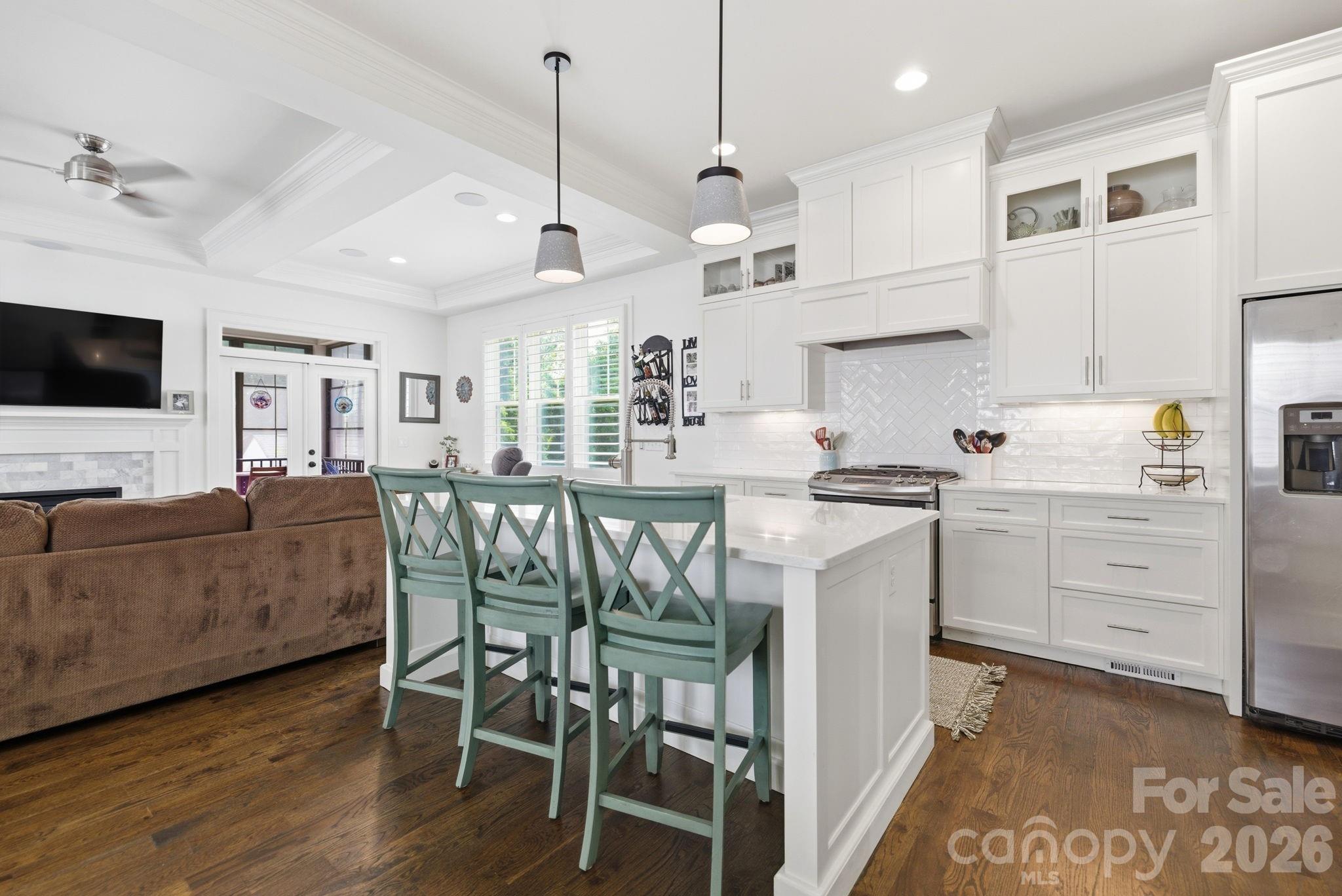 The Oaks at Midwood - Residential