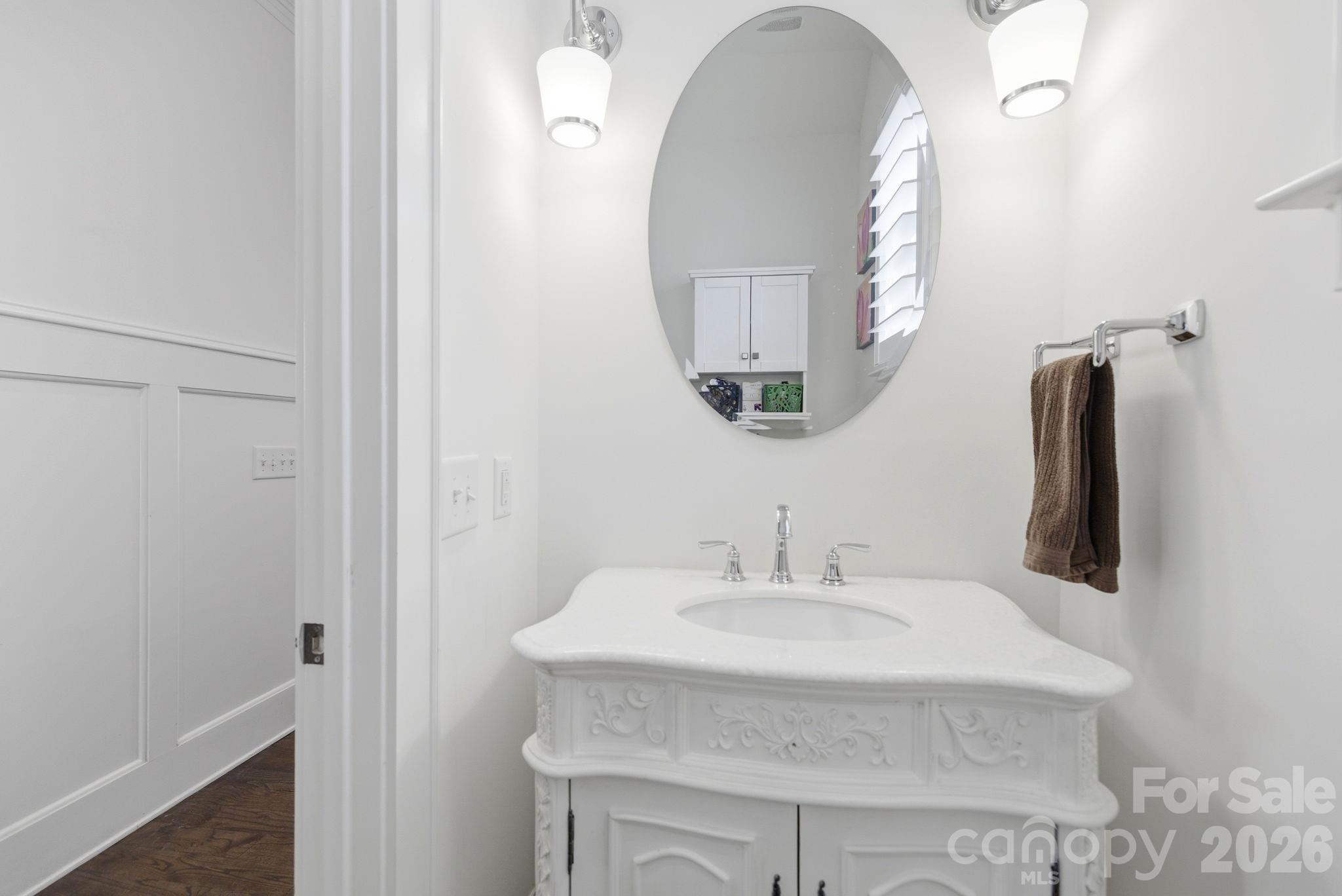 The Oaks at Midwood - Residential