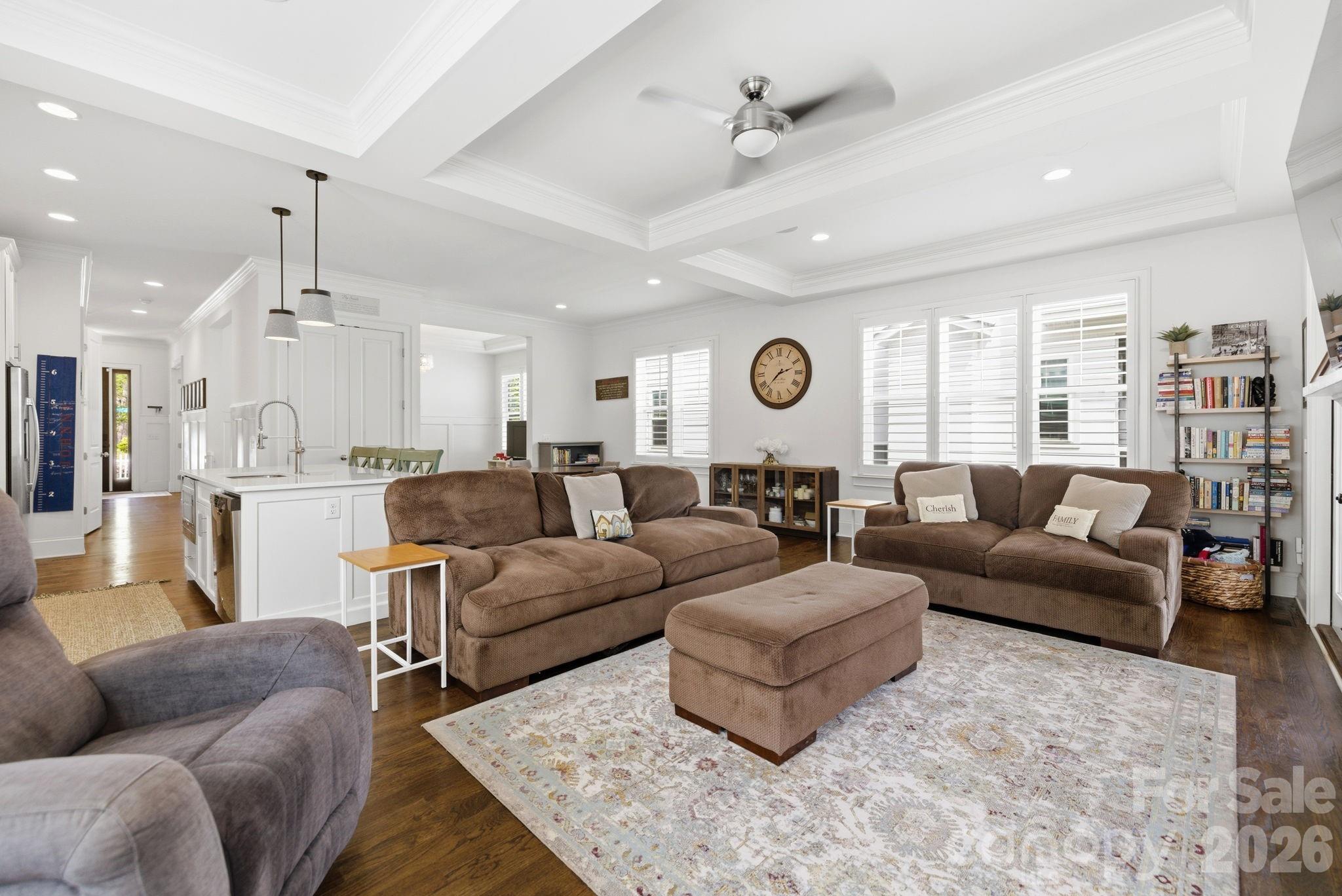 The Oaks at Midwood - Residential