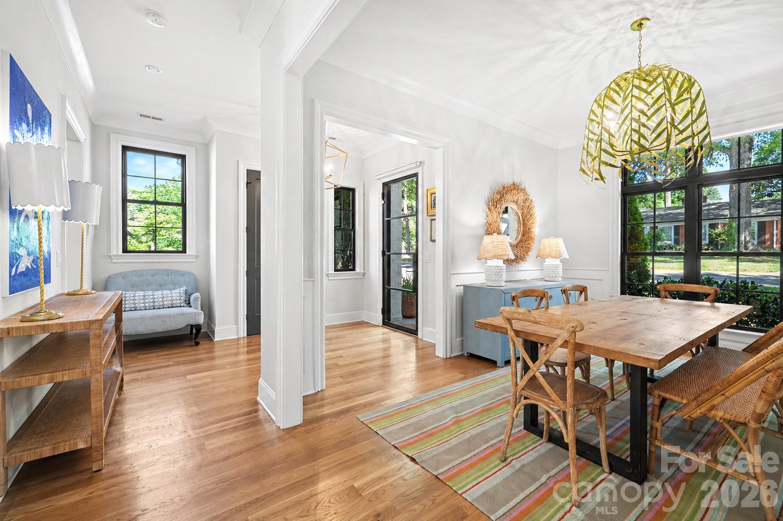 187 N Canterbury Road