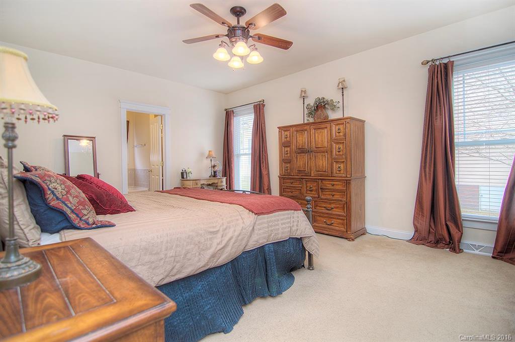 Lake Shore - Residential