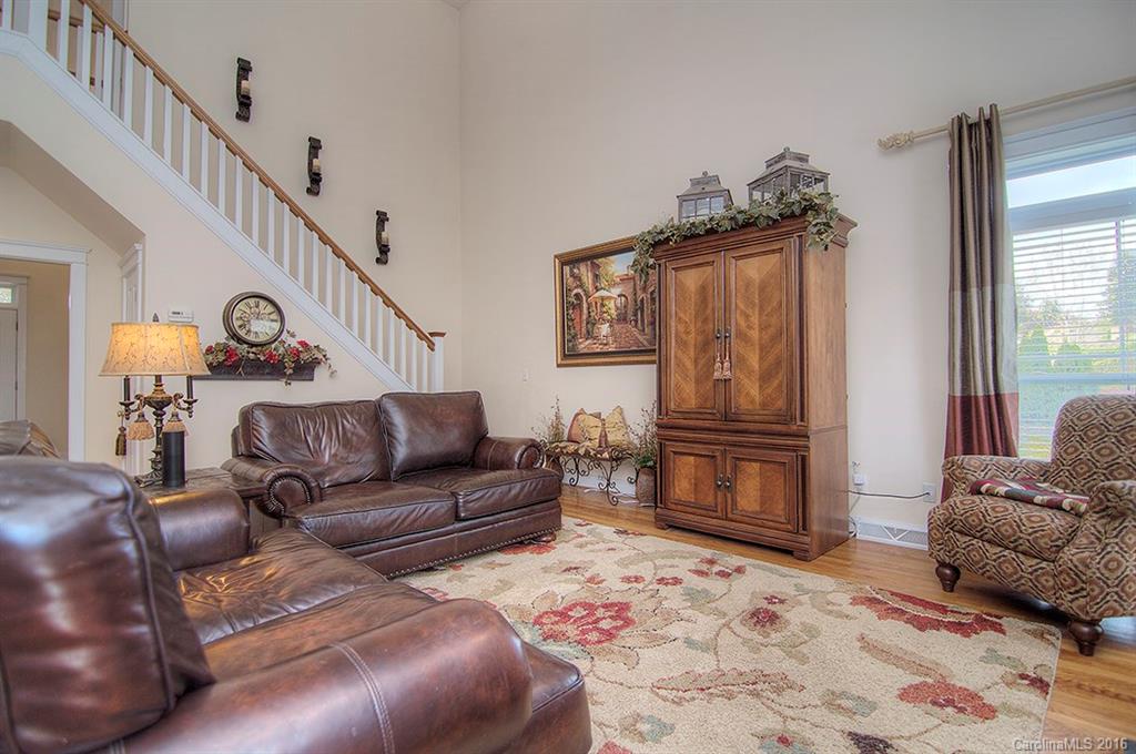 Lake Shore - Residential