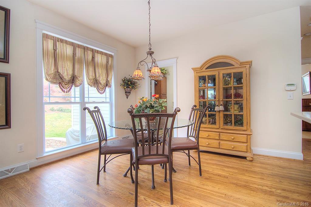 Lake Shore - Residential