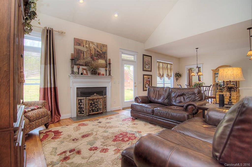 Lake Shore - Residential