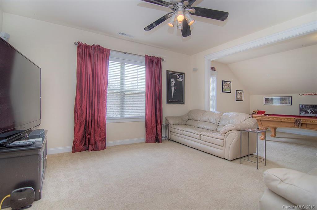 Lake Shore - Residential