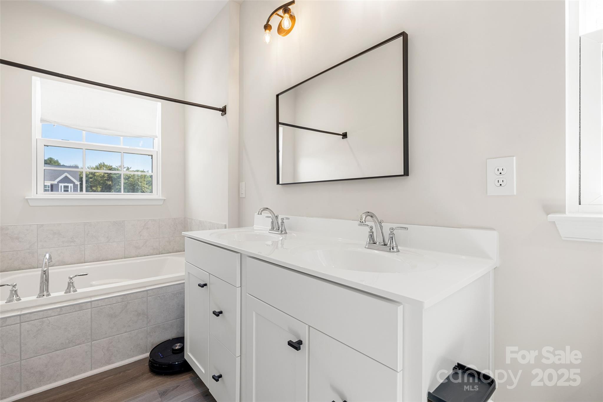 Stone creek Townhomes - Residential