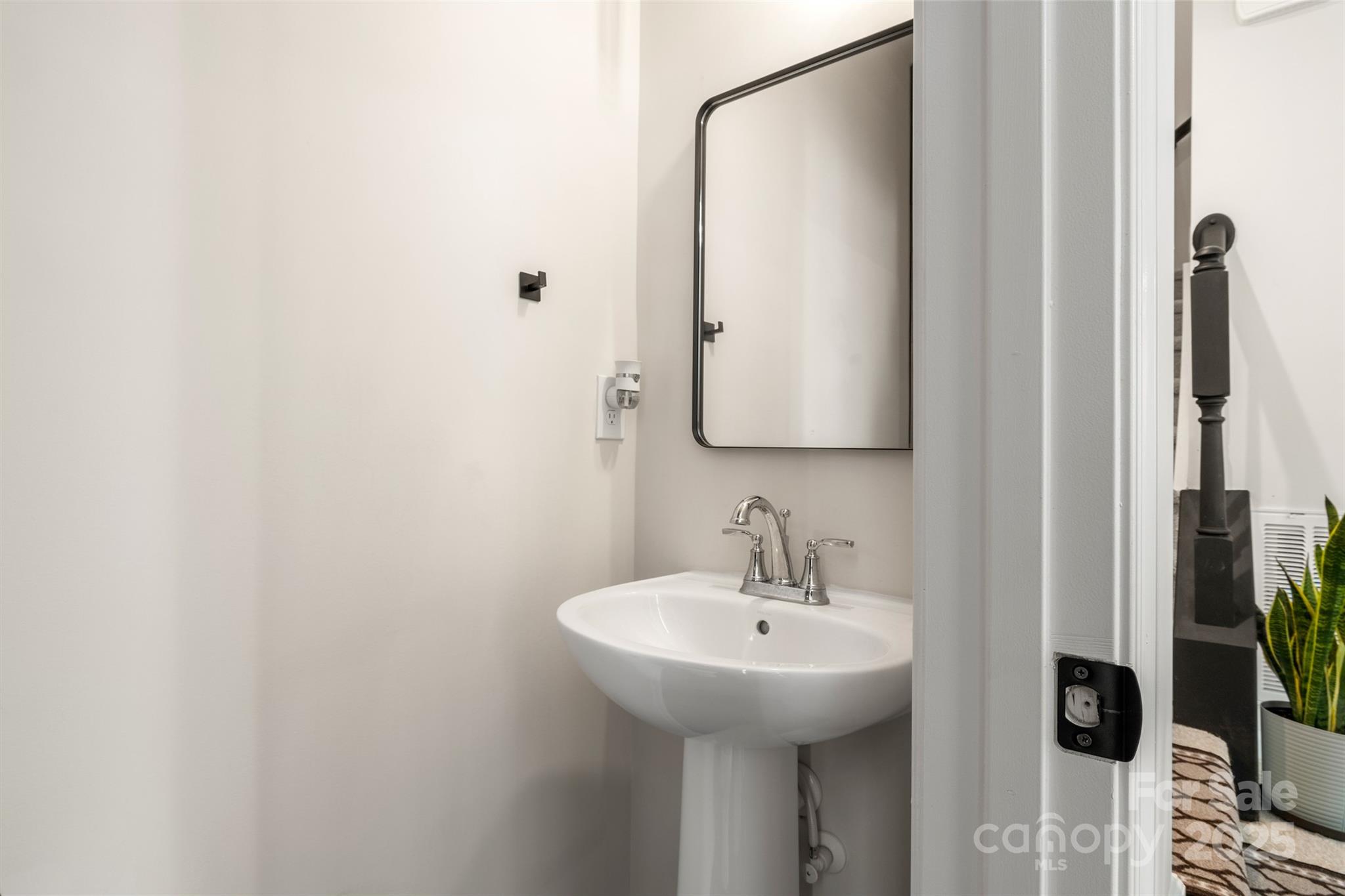 Stone creek Townhomes - Residential