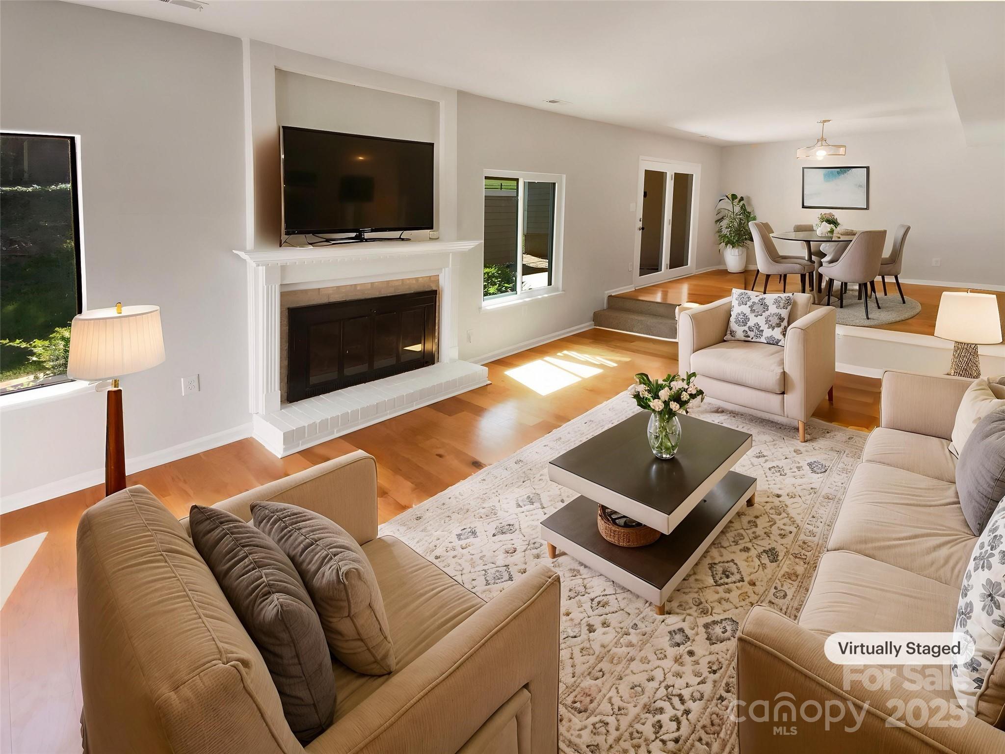 3143 Windbluff Drive