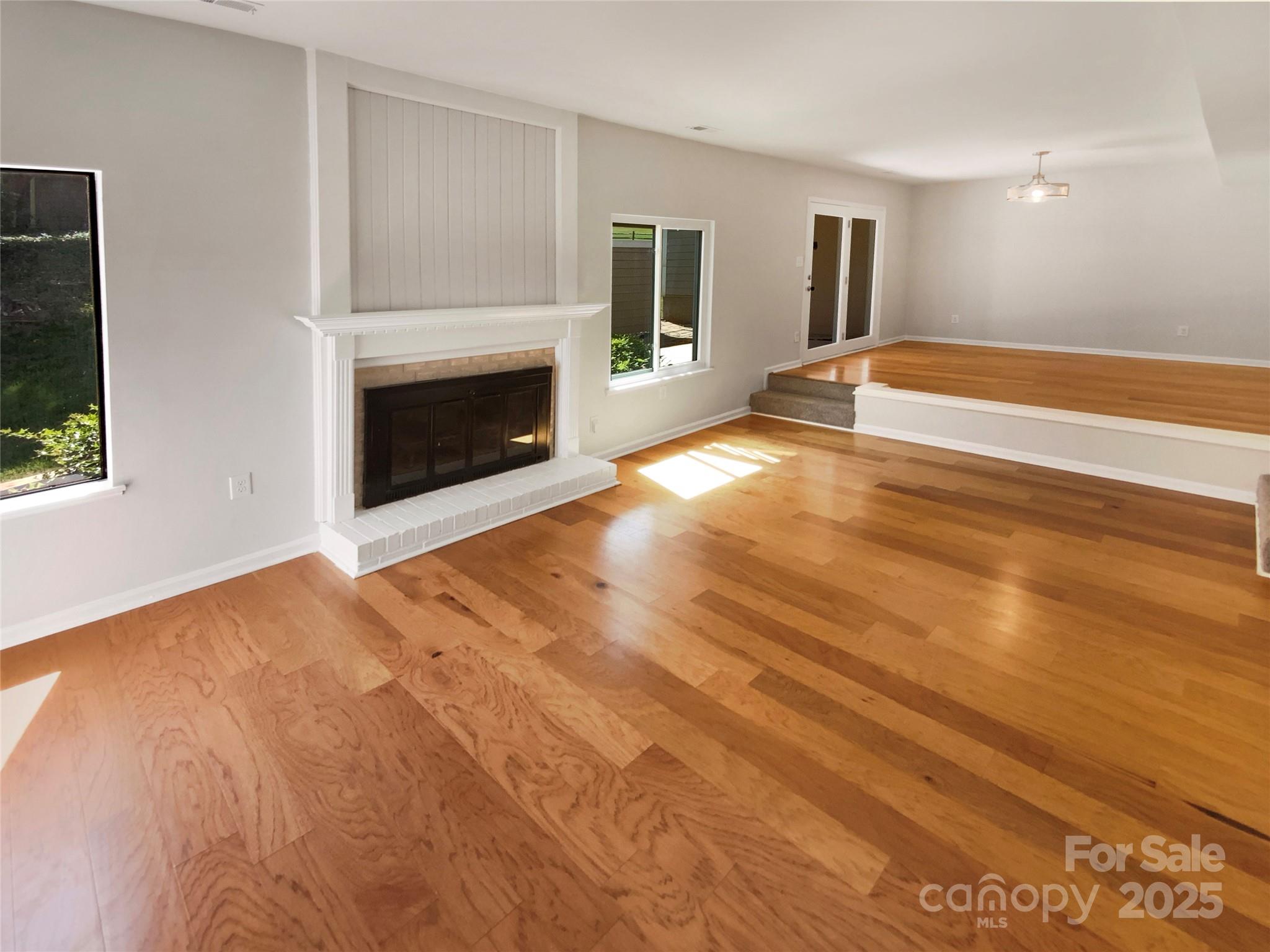 3143 Windbluff Drive