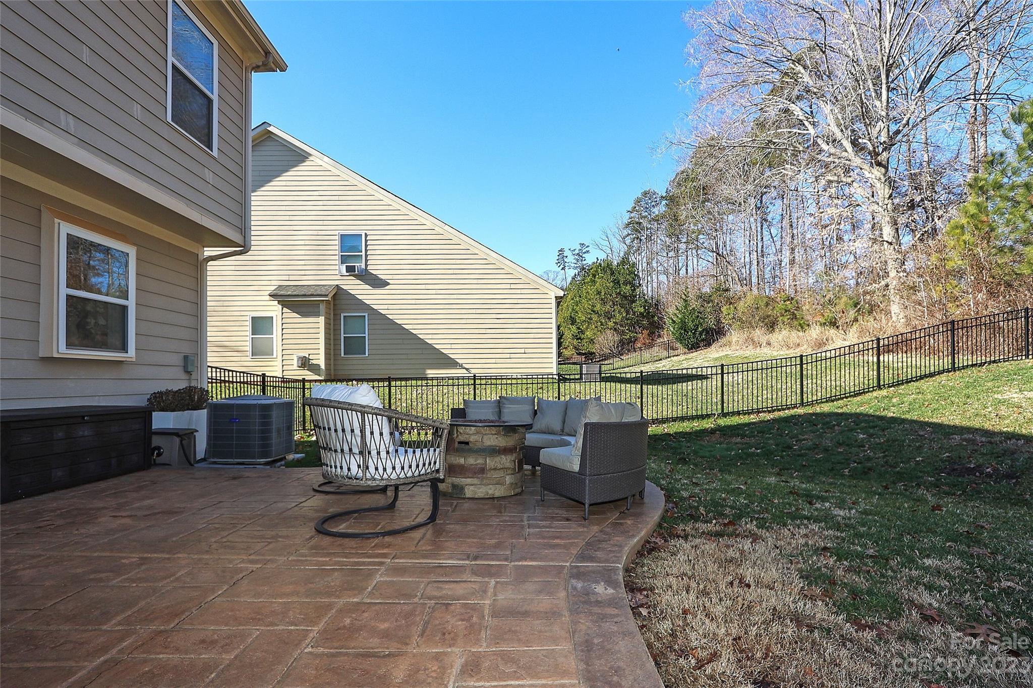 The Vineyards on Lake Wylie - Residential