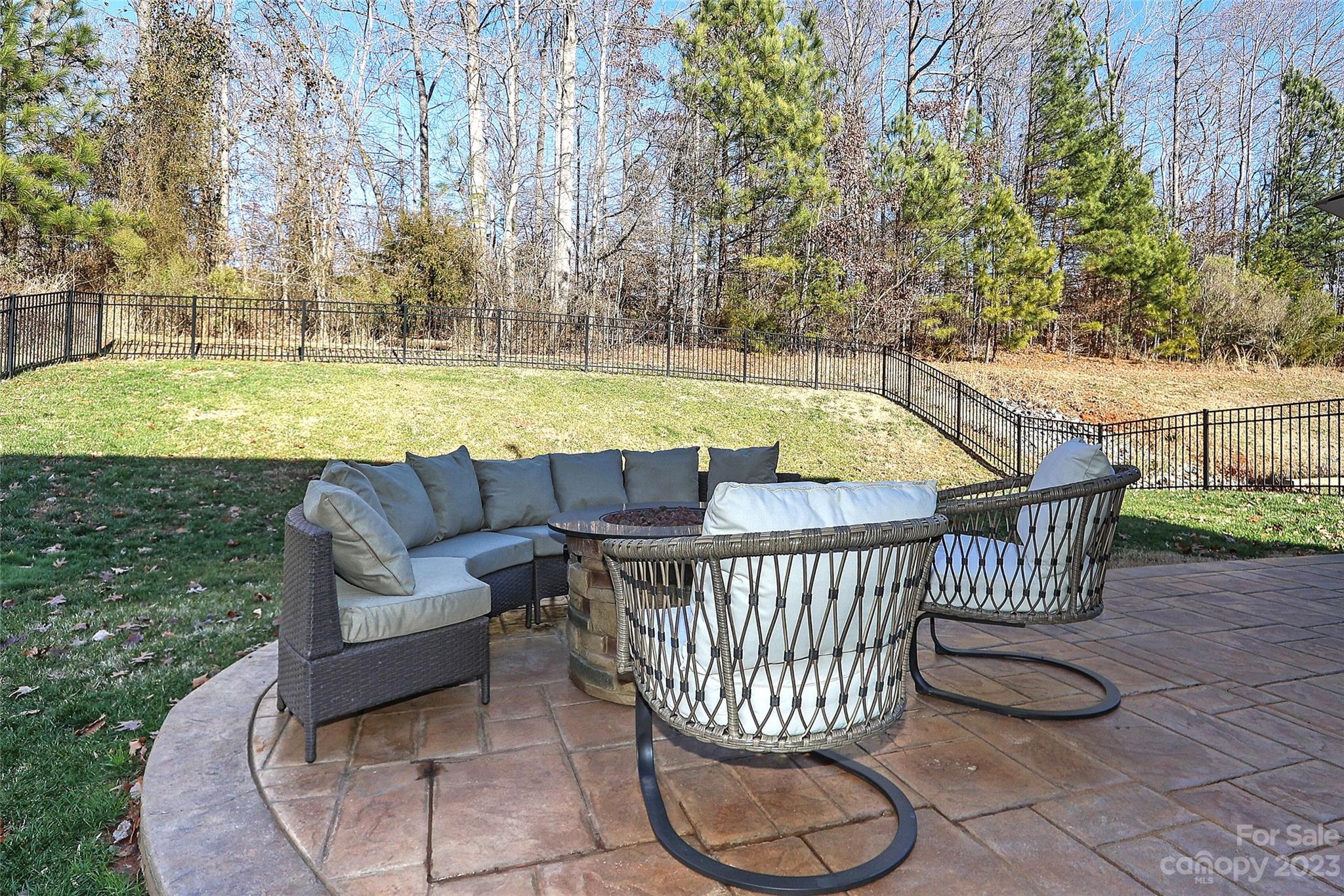 The Vineyards on Lake Wylie - Residential