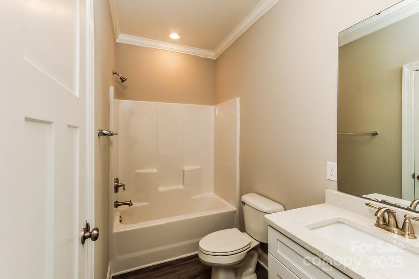 Ole Eastpointe - Residential