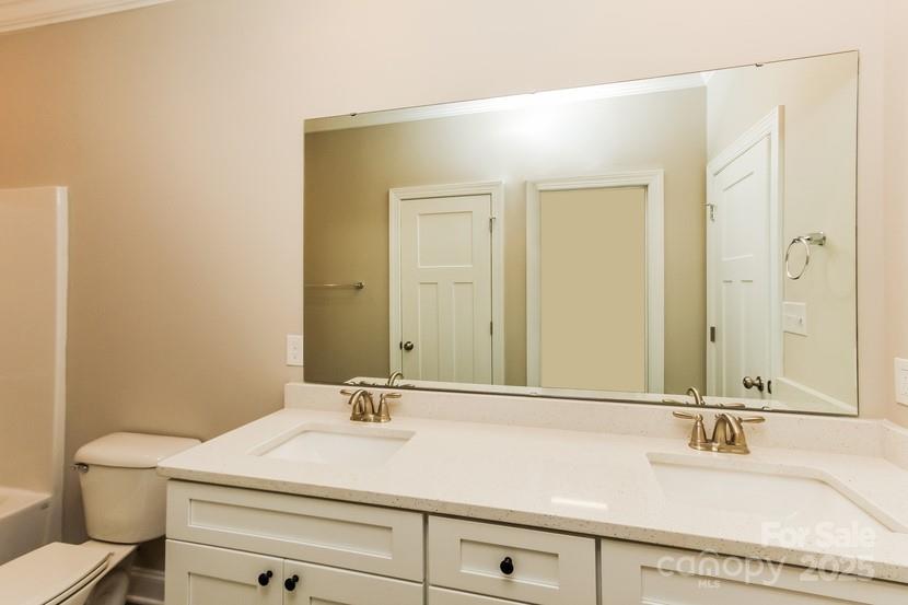 Ole Eastpointe - Residential